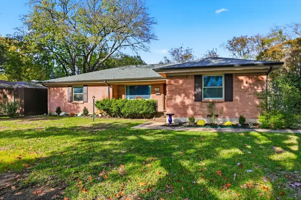 2965 Selma Lane, Farmers Branch, TX 75234