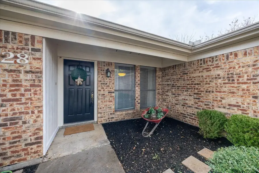 6628 Fair Oaks Drive, Watauga, TX 76148 - Image #3