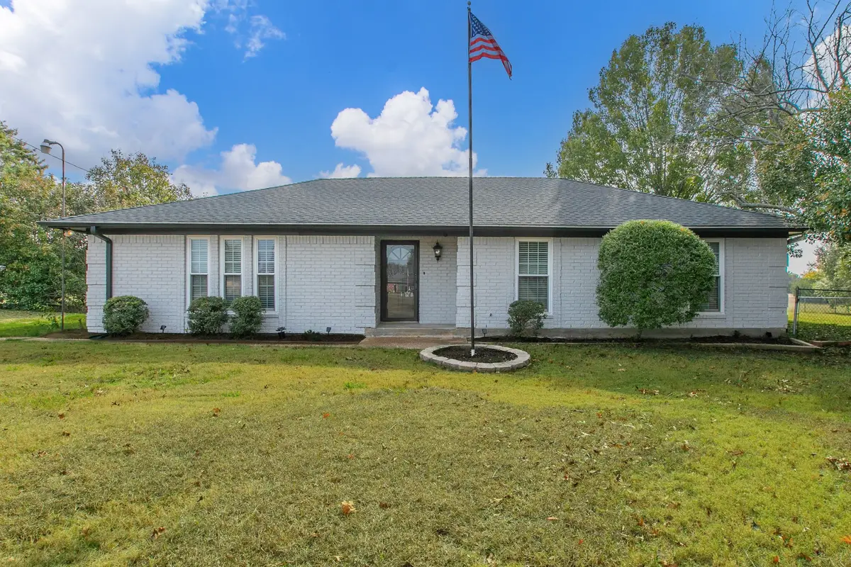 961 Shilling Drive, Elm Mott, TX 76640 - Image #1