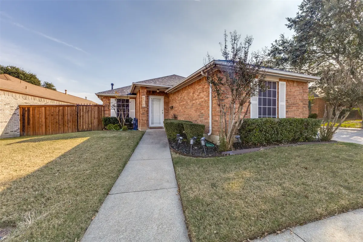 218 Streamside Drive, Desoto, TX 75115 - Image #1