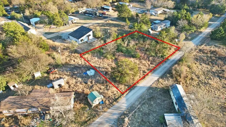 000 Woodwind Drive, Gordonville, TX 76245 - Image #3