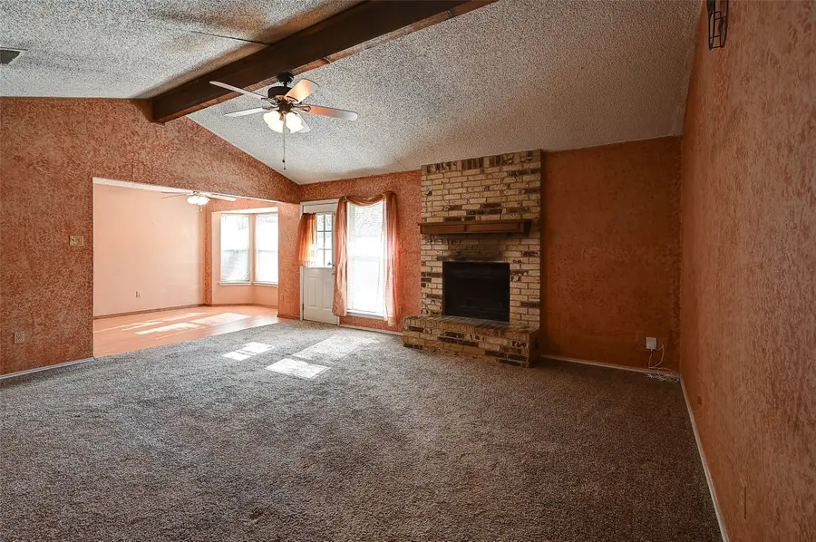 6640 Fair Oaks Drive, Watauga, TX 76148 - Image #3