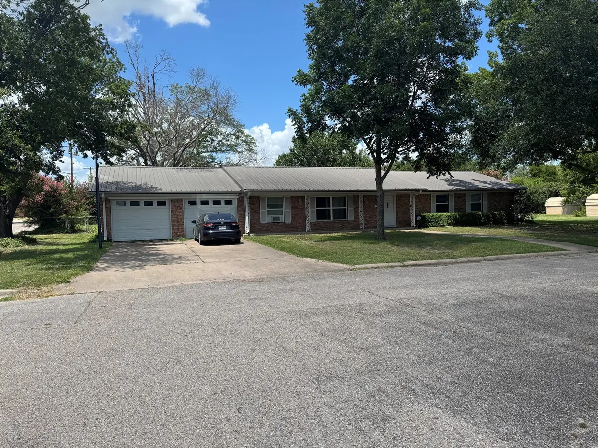 1910 Jefferson Street, Commerce, TX 75428 - Image #1