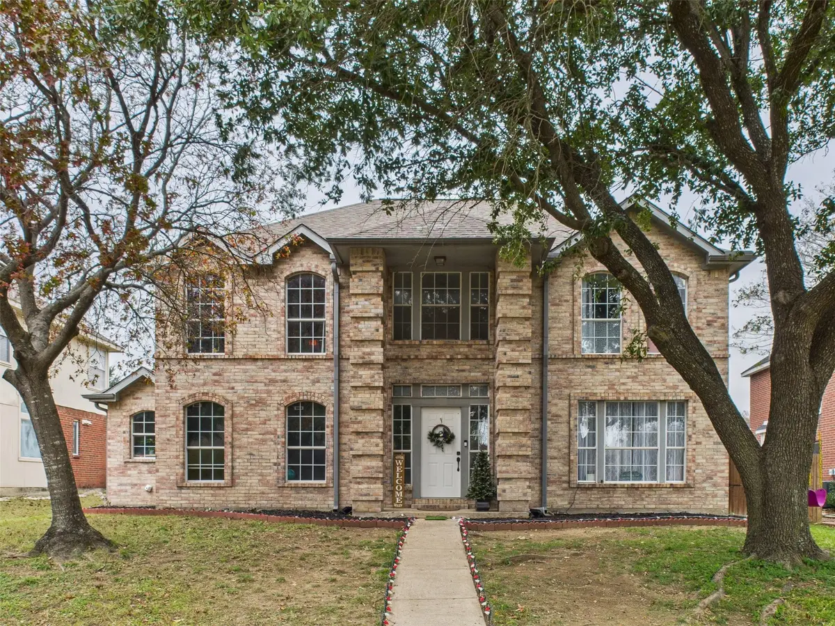 821 Woodridge Drive, Desoto, TX 75115 - Image #1