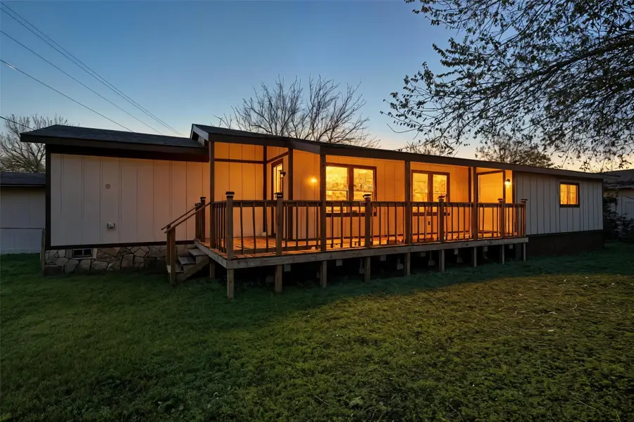 5528 Lake View Drive, Granbury, TX 76048 - #3