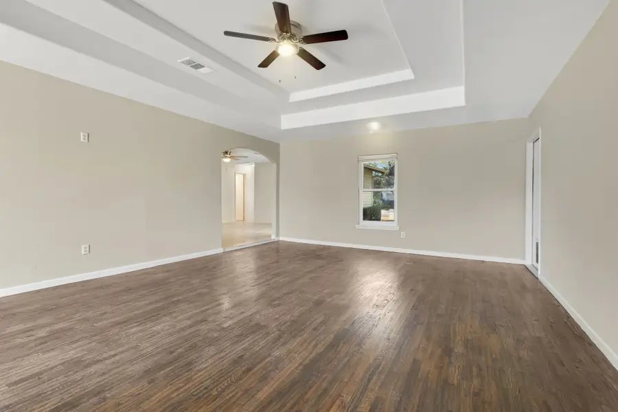 2821 N Bell Avenue, Denton, TX 76209 - Image #3