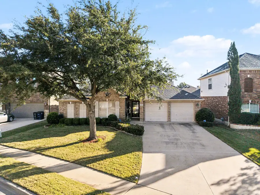 4900 Breezewind Lane, Fort Worth, TX 76123 - Image #2