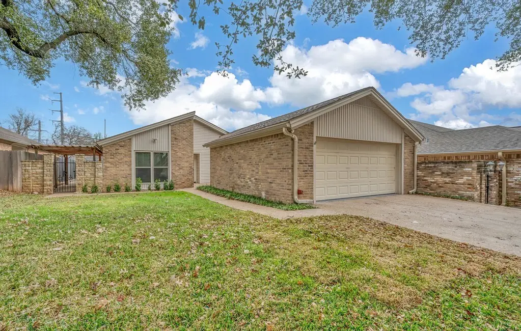 30 Sugar Creek Place, Woodway, TX 76712 - Image #1