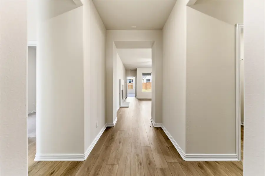 3513 Helena Street, Gainesville, TX 76240 - Image #3