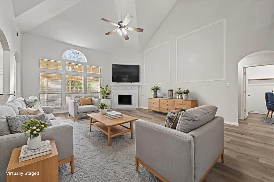 202 Forestridge Drive, Mansfield, TX 76063 - Image #3