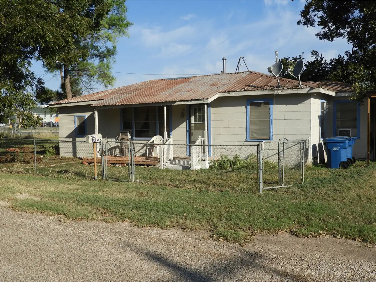 208 Reeves Street, Winters, TX 79567 - Image #1