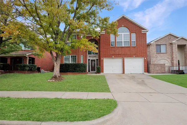 1036 Cottonbelt Drive, Saginaw, TX 76131