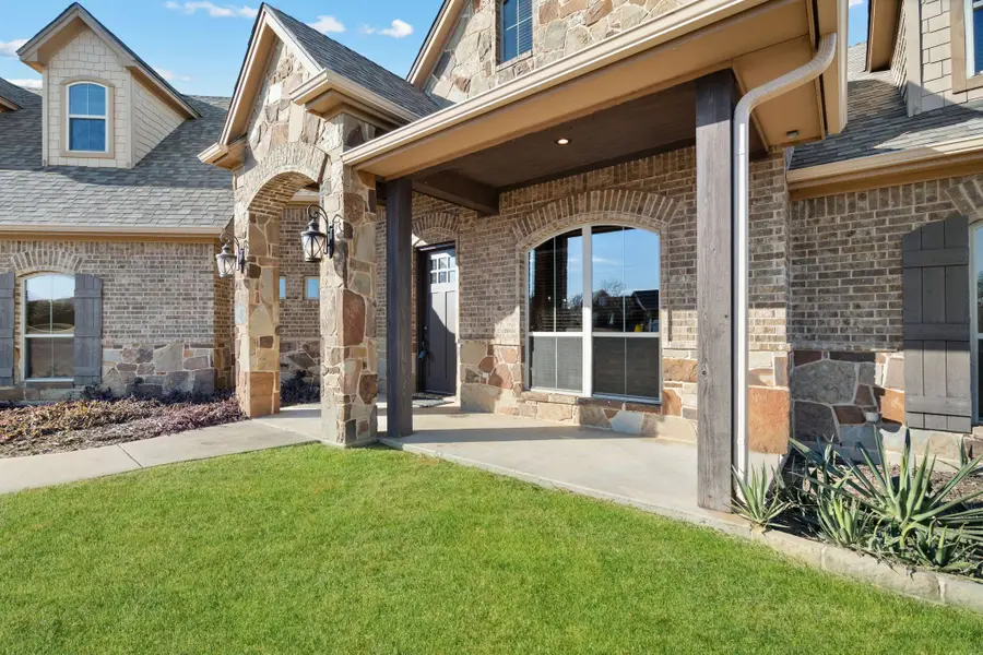 2524 Pecan Springs Road, Cleburne, TX 76031 - Image #3