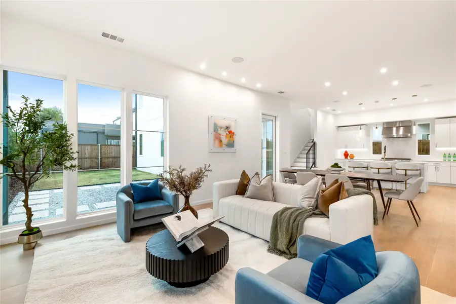 829 Nomas Street, Dallas, TX 75212 - Image #3