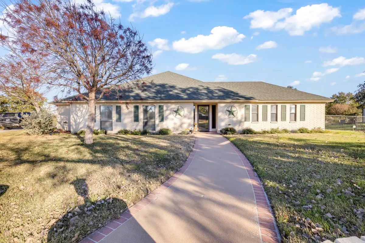 664 County Road 300, Hamilton, TX 76531 - Image #1