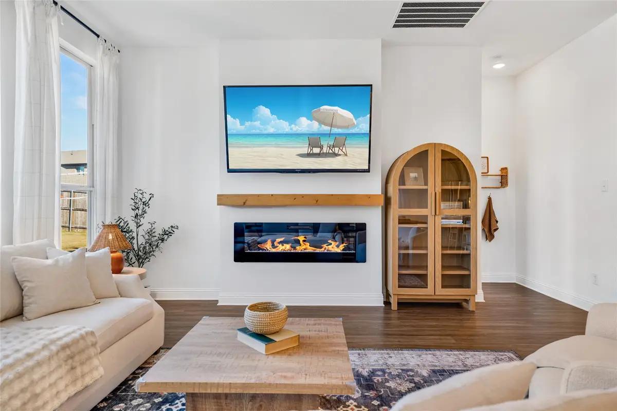 1501 White Water Way, Aubrey, TX 76227 - Image #1