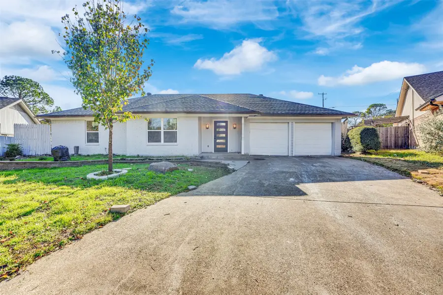 3919 San Miguel Court, Arlington, TX 76016 - Image #2