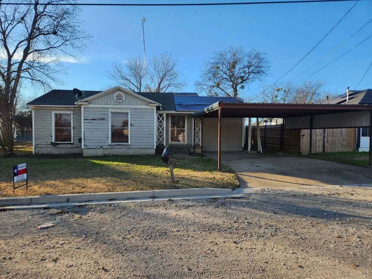 523 Richardson Street, Jacksboro, TX 76458 - Image #1