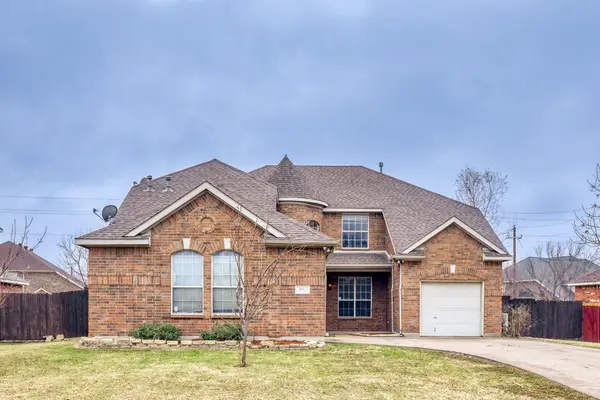 5747 Appalossa Drive, Grand Prairie, TX 75052