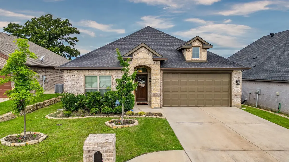 1908 Town Creek Circle, Weatherford, TX 76086 - Image #1