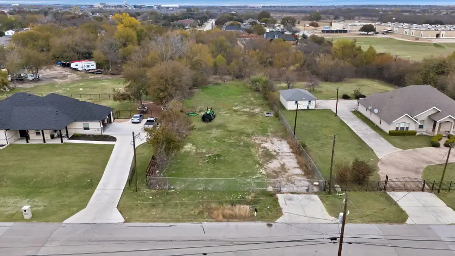 5912 Hereford Drive, Fort Worth, TX 76179 - Image #2