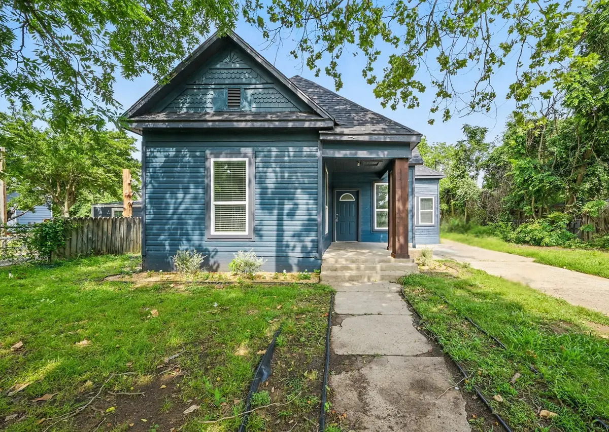 210 N 5th Avenue, Denison, TX 75021 - Image #1