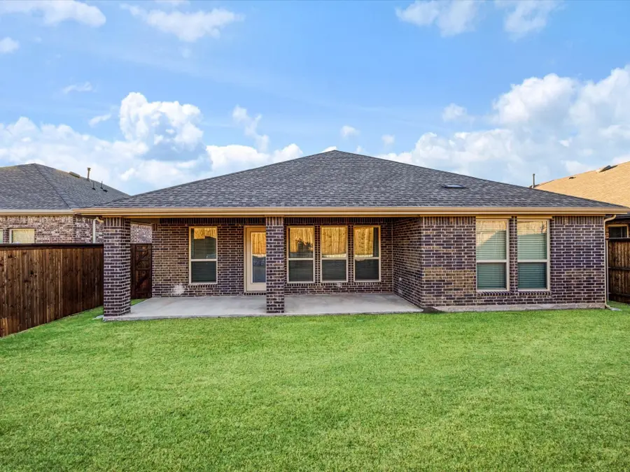 3918 Faulkner Avenue, Pilot Point Aubrey, TX 76227 - Image #3