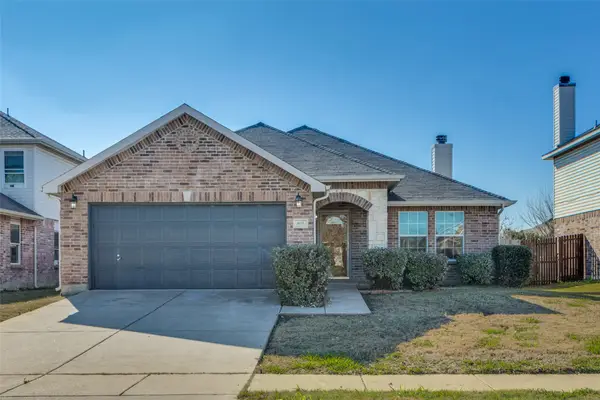 805 Cathy Drive, Burleson, TX 76028