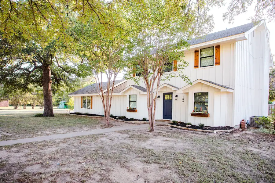 107 Spring Creek Street, Waco, TX 76705 - Image #2