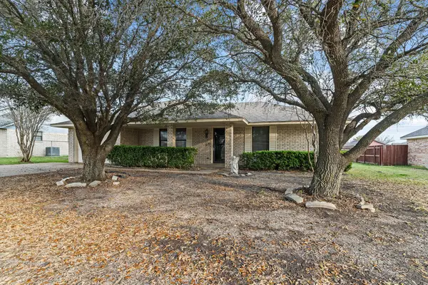 704 Rhonda, Italy, TX 76651