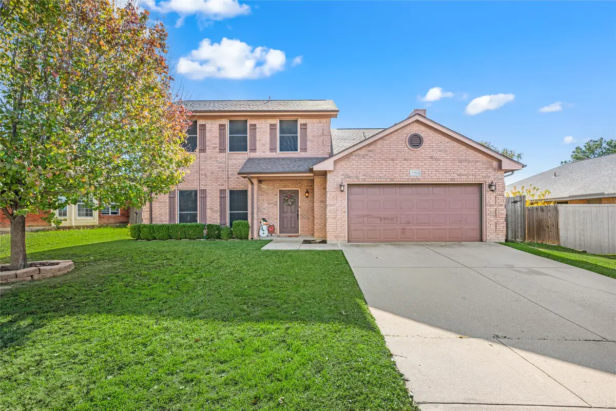 3904 Berrybush Lane, Fort Worth, TX 76137 - Image #1