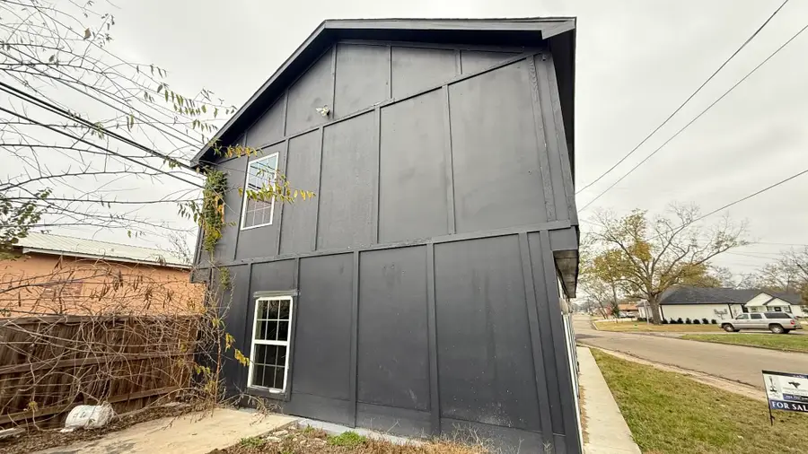 401 Hinnant Street, Sulphur Springs, TX 75482 - Image #3