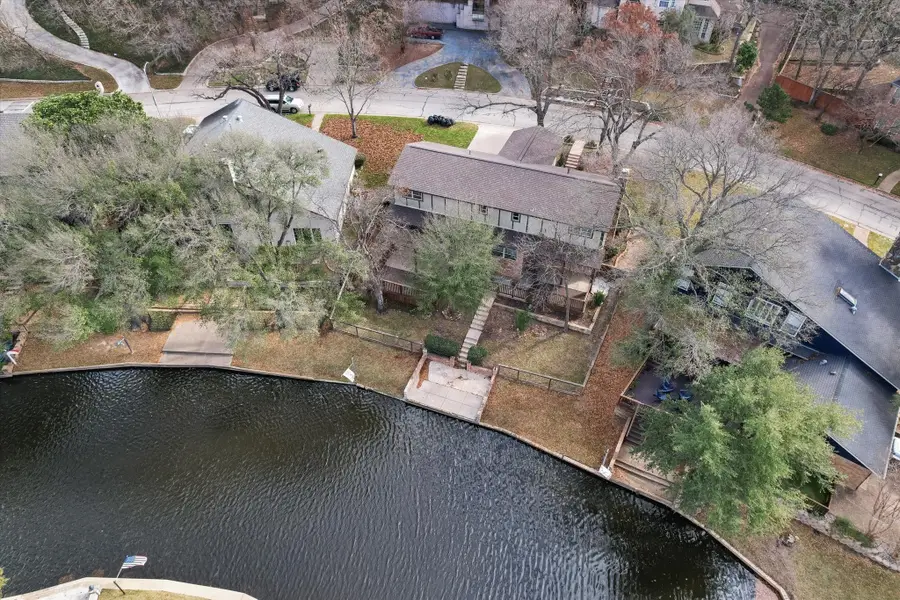 1404 Creekford Drive, Arlington, TX 76012 - Image #3