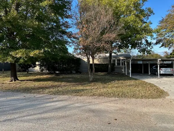 2100 Dove Loop Road #30RD, Grapevine, TX 76051