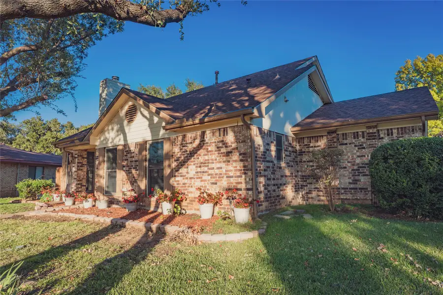 593 King Circle, Lewisville, TX 75067 - Image #3