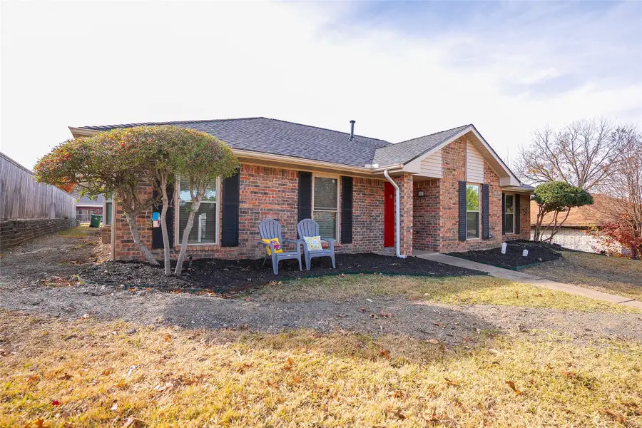 1610 Saint James Drive, Carrollton, TX 75007 - Image #2