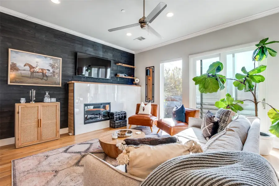 1262 N Prairie Avenue, Dallas, TX 75204 - Image #2