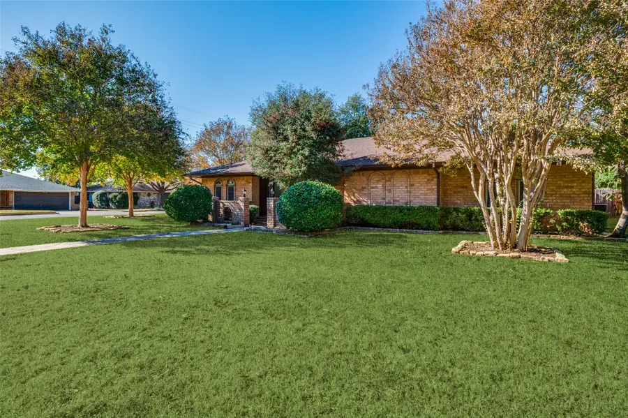 1910 Jamestown Court, Arlington, TX 76013 - Image #3