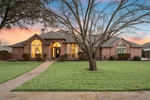 510 Springbranch Drive, Keller, TX 76248