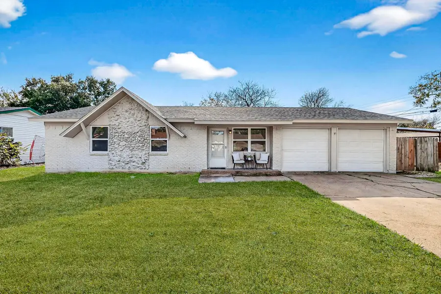 5808 Hanson Drive, Watauga, TX 76148 - Image #2
