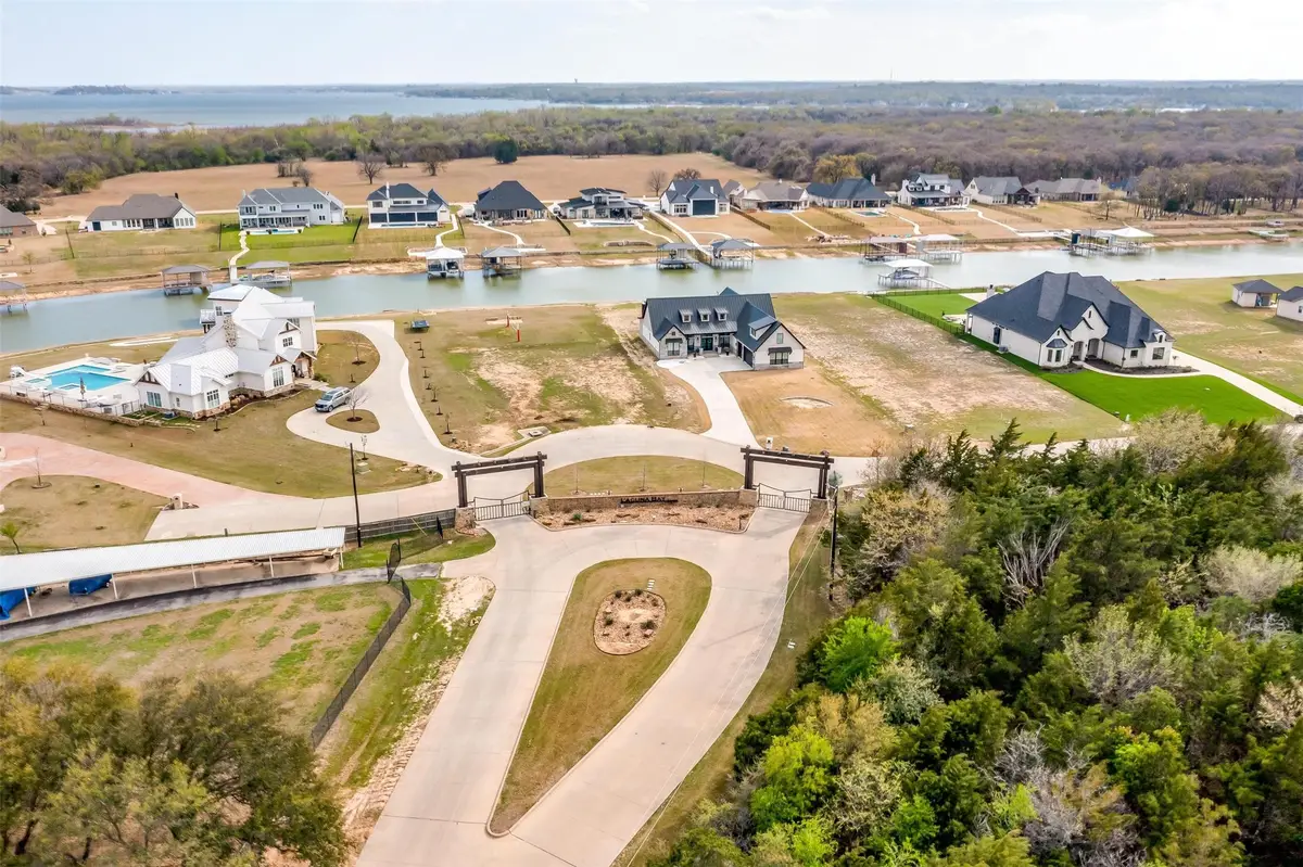 1544 Laguna Bay, Azle, TX 76020 - Image #1