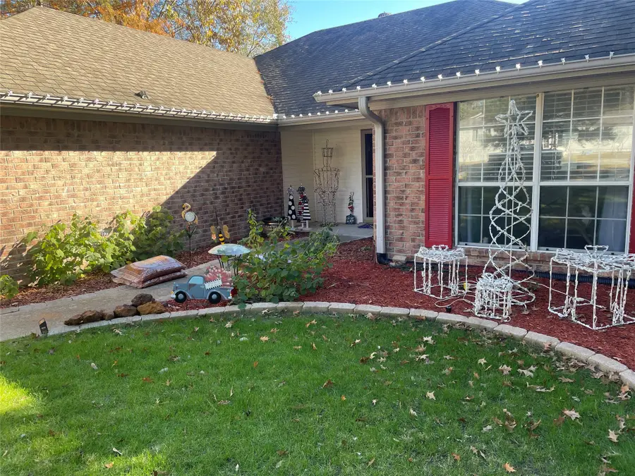 197 Green Meadow Trail, Holly Lake Ranch, TX 75765 - Image #3