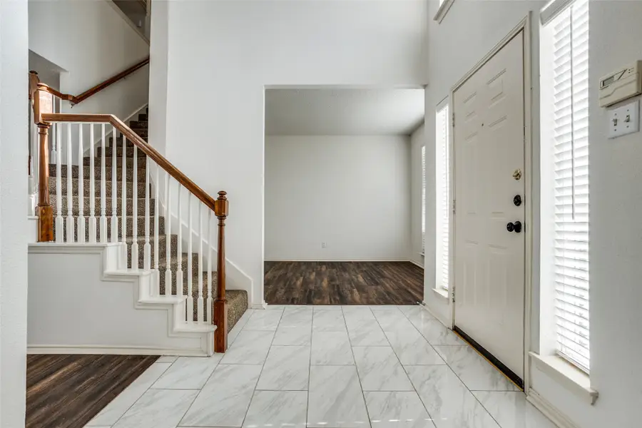 3901 Burnley Drive, Plano, TX 75025 - Image #2