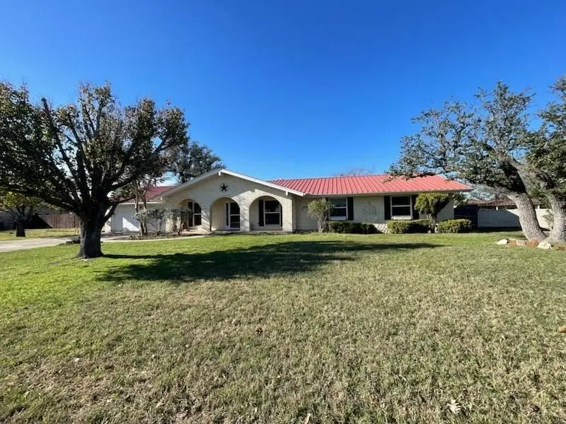 104 Skipcha Trail, Lampasas, TX 76550 - #2