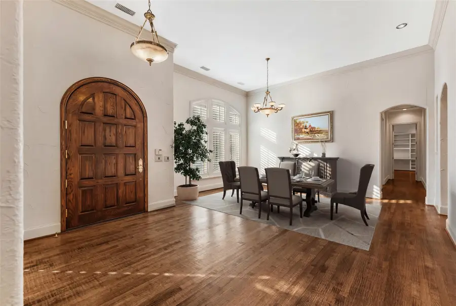 2609 Queen Elizabeth Boulevard, Lewisville, TX 75056 - Image #2