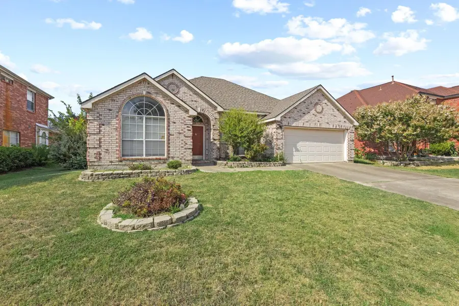 632 Delores Drive, Grand Prairie, TX 75052 - Image #2