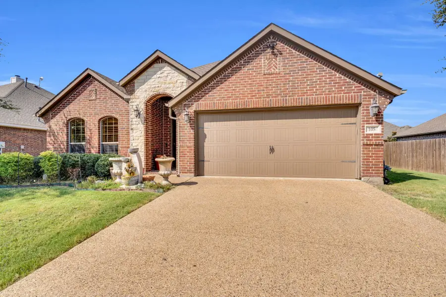 105 Manor Lane, Waxahachie, TX 75165 - Image #3