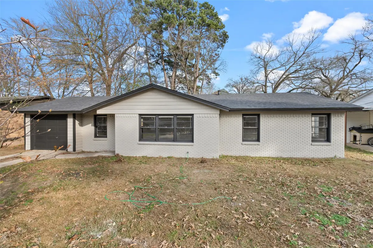 602 Enfield Drive, Marshall, TX 75672 - Image #1