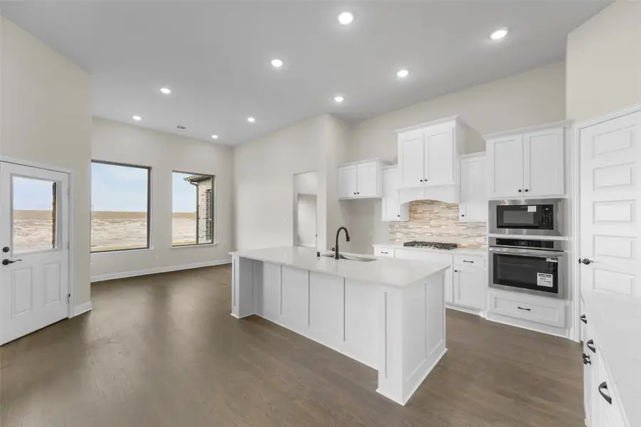 140 Lila Lake Drive, Waxahachie, TX 75165 - Image #2