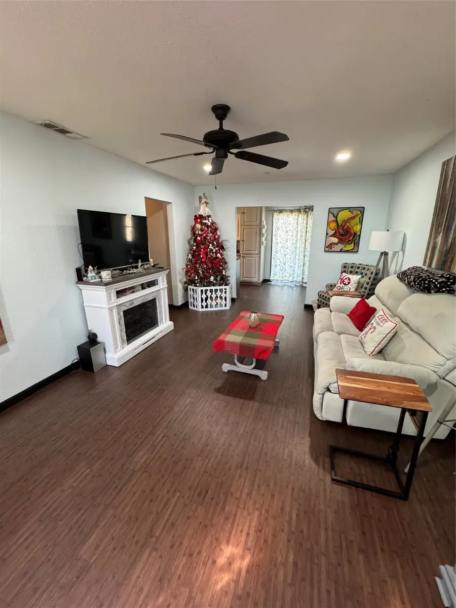 210 Davis Ranch Road, Alvarado, TX 76009 - Image #3